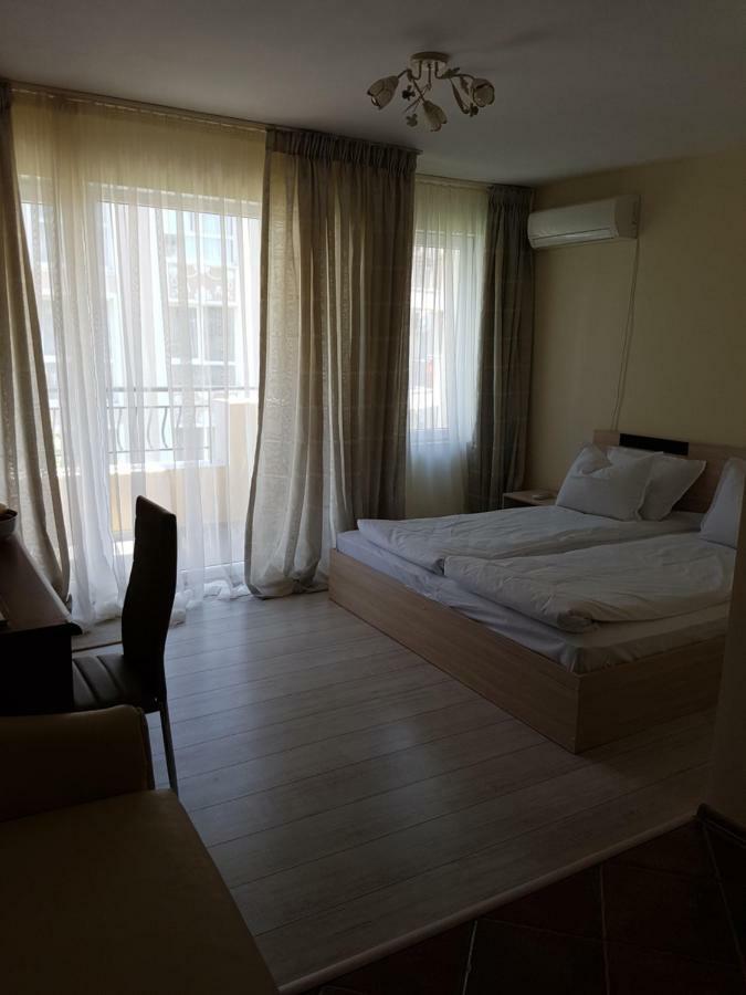Guesthouse Zanier Nesebar Buitenkant foto